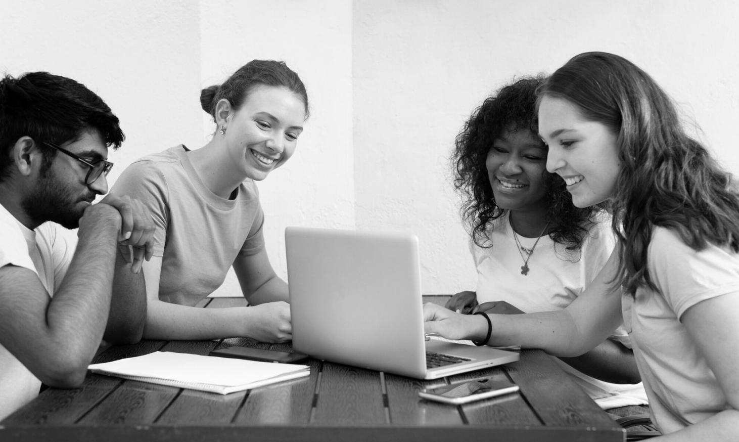 Sesión de planificación financiera con guía experta